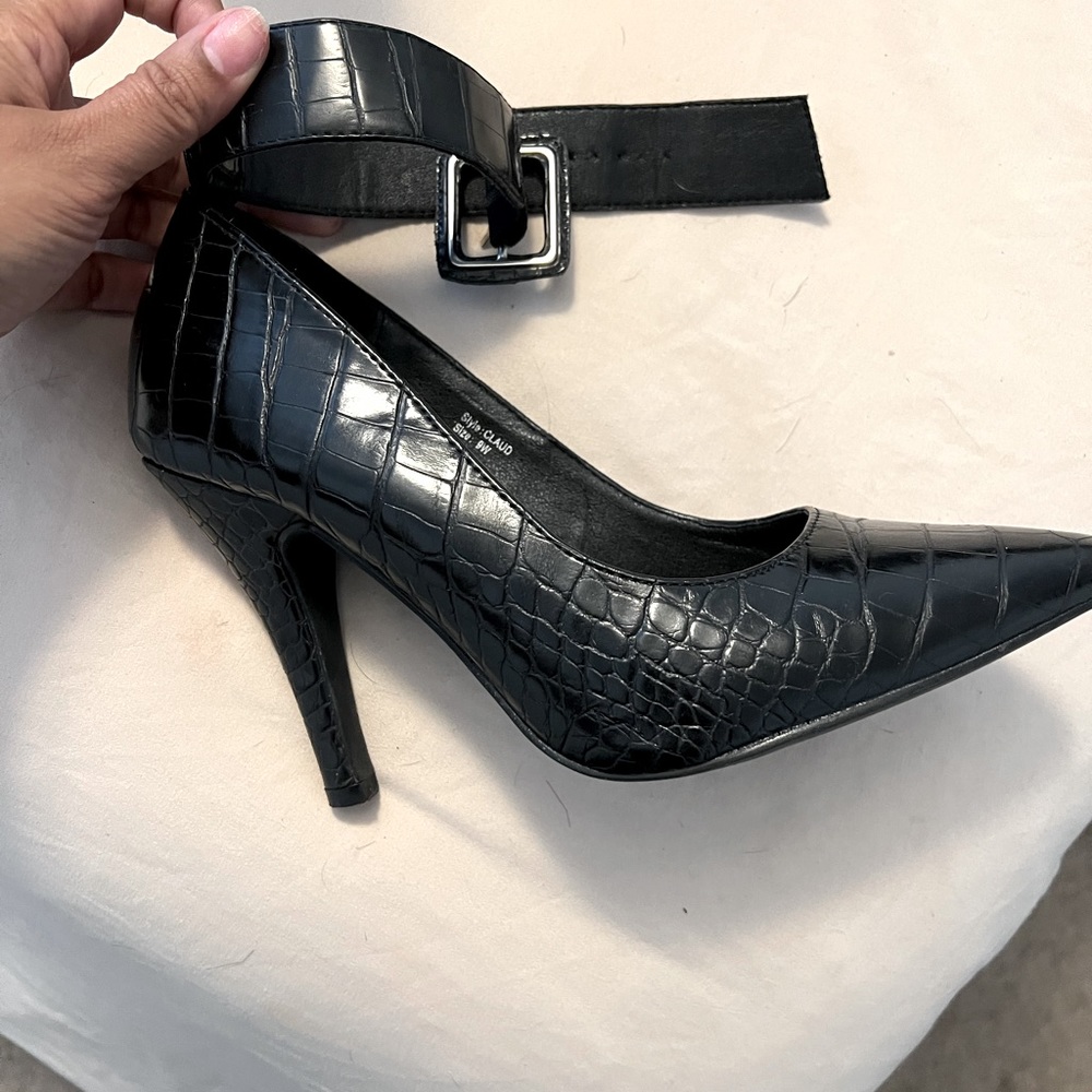 Wide Crocodile print high heels